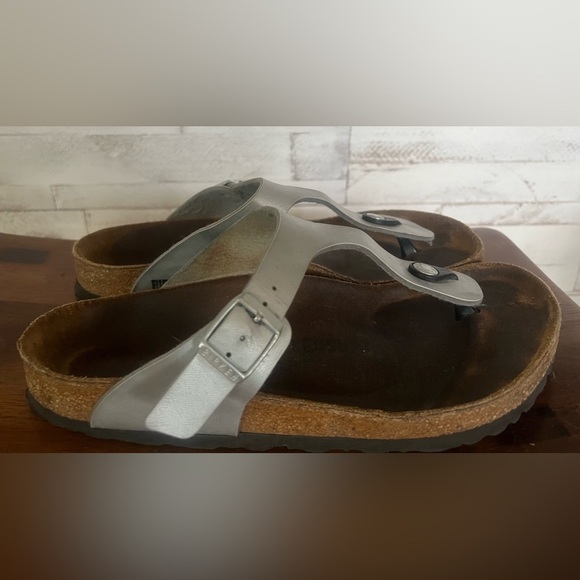Birkenstock Gizeh Metallic solver Sandals size 40 - Picture 2 of 9